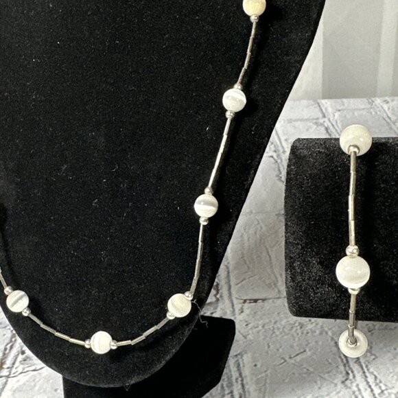 Vintage Silver Tube Bead Round White Cat Eye Glass Bead Necklace And Bracelet - Picture 2 of 13